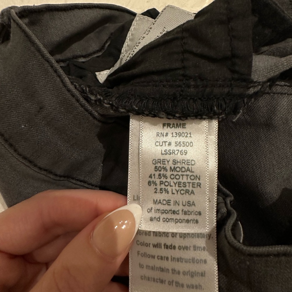 Aritzia Frame Denim Skinny Jean Size 26 - Picture 5 of 8